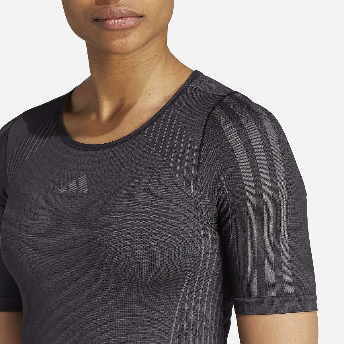 ADIDAS AEROKNIT TSHIRT